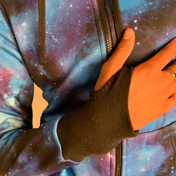 Galaxy Sweater - Picture 3 of 3